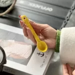 糖果色陶瓷汤匙产品图