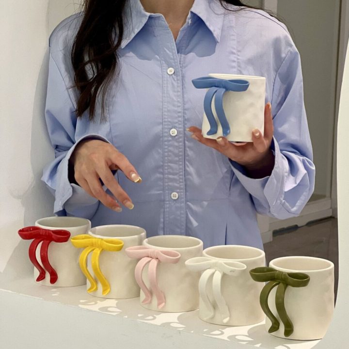 立体蝴蝶结陶瓷马克杯产品图