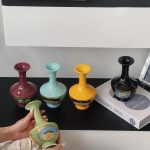 北欧手绘陶瓷花瓶产品图